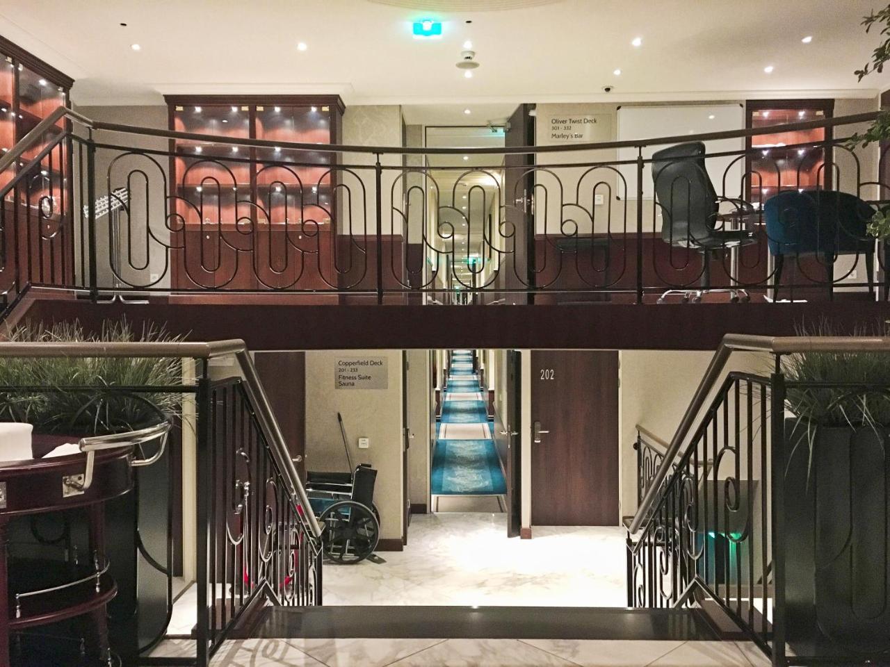 Select Ms Charles Dickens Neuss Hotel Eksteriør billede